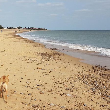 Regatta - A Lakeview Apartment In Thorpeness - Aldeburgh Coastal Cottages Exteriör bild